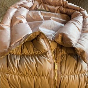 Athleta xs Rose puffer